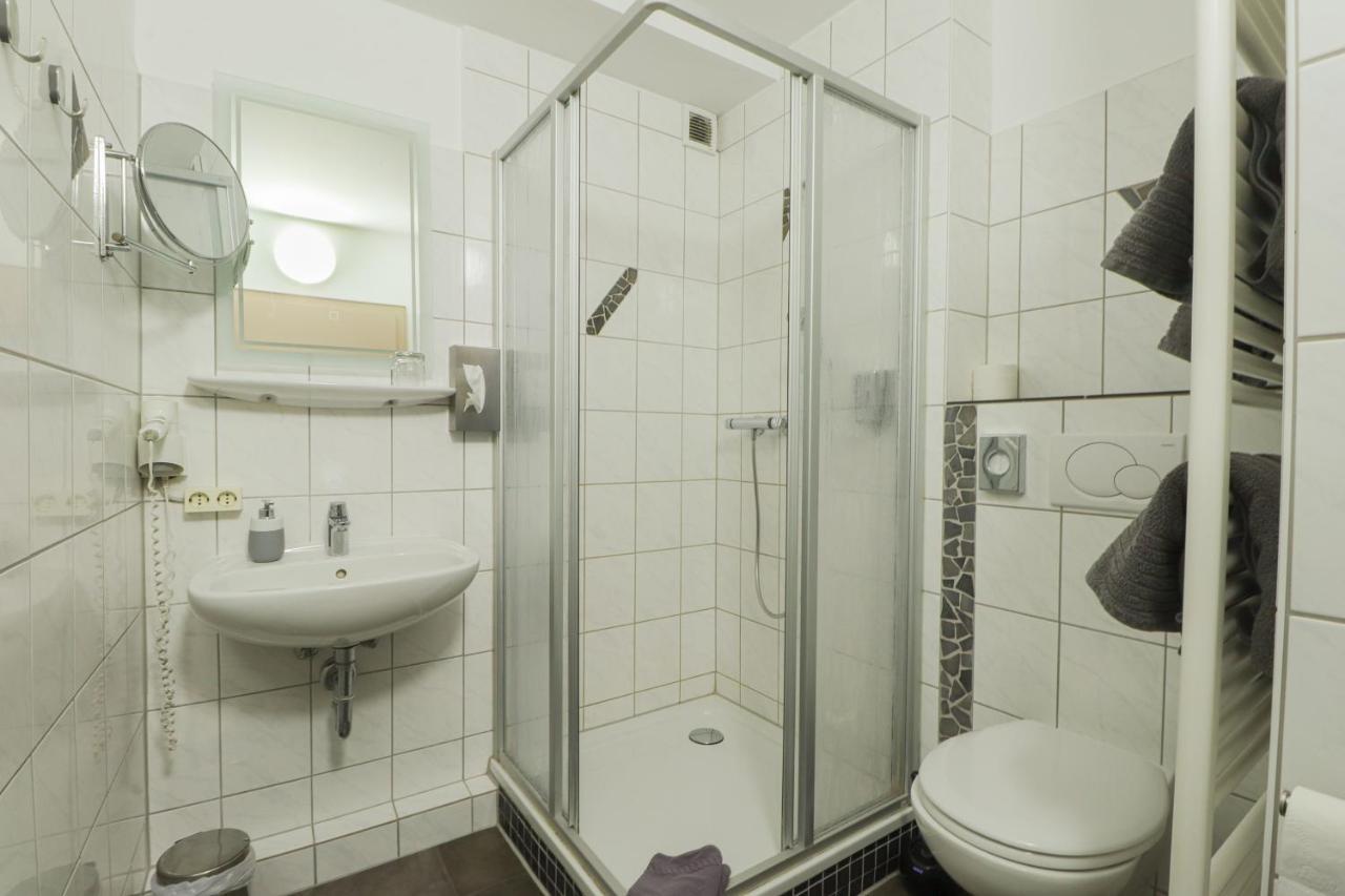 Hotel Am Dalwigker Tor Korbach Esterno foto